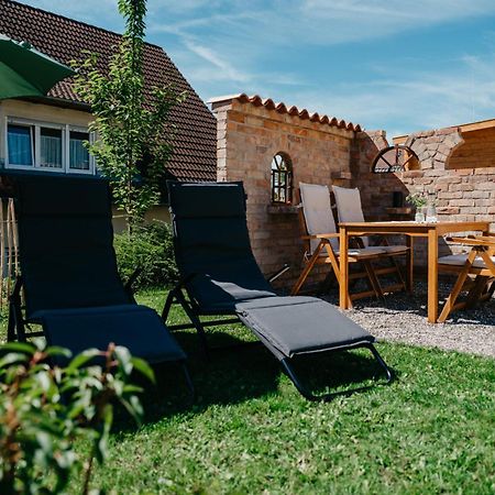 Ferienwohnung Am Weinberg Boetzingen المظهر الخارجي الصورة