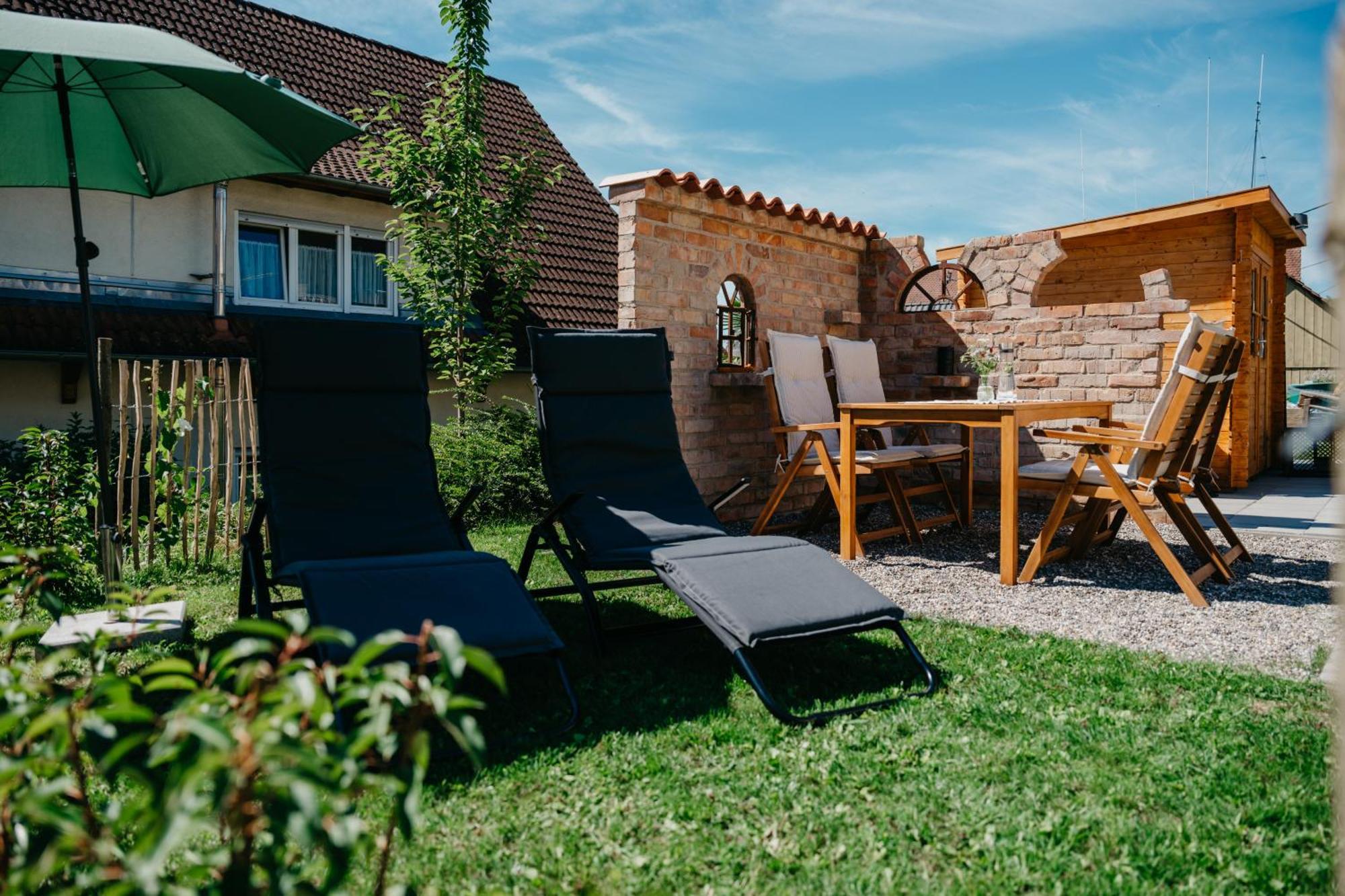 Ferienwohnung Am Weinberg Boetzingen المظهر الخارجي الصورة